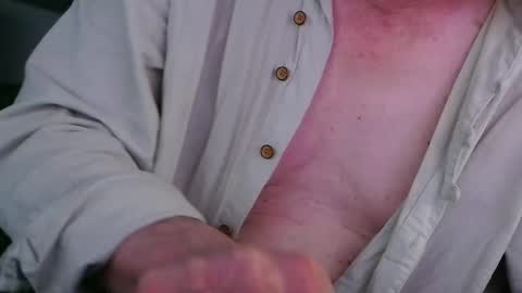 Snapshot of yvanbonar181018 chatting on 09-27-25, 06:40 yvanbonar181018 online show from 09-27-25, 06:40