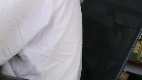 Snapshot of yvanbonar181018 chatting on 09-28-25, 02:55 yvanbonar181018 online show from 09-28-25, 02:55