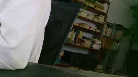 Snapshot of yvanbonar181018 chatting on 09-30-25, 07:13 yvanbonar181018 online show from 09-30-25, 07:13