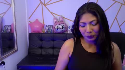 Snapshot of yvanna__smith chatting on 02-10-26, 03:32 yvanna__smith online show from 02-10-26, 03:32