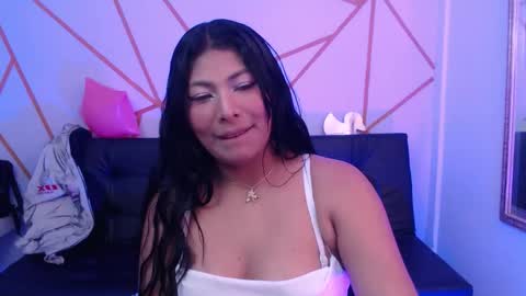 Snapshot of yvanna__smith chatting on 03-02-26, 03:30 yvanna__smith online show from 03-02-26, 03:30