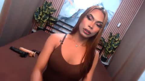 yvonnellvs online show from 03-30-26, 05:03