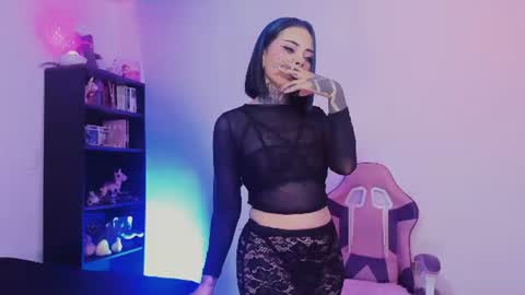 Snapshot of z_e_t_h_a chatting on 07-03-26, 11:33 tazzie online show from 07-03-26, 11:33