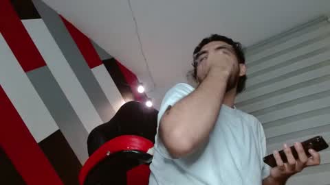 Snapshot of zac_golden chatting on 07-10-26, 11:46 Zack online show from 07-10-26, 11:46