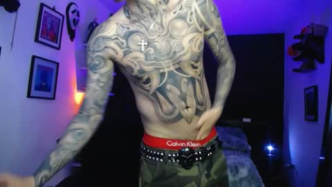 zac_muller1 online show from 11-28-25, 08:17