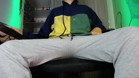 Snapshot of zac_watson chatting on 12-28-24, 05:12 Zac Freelance model online show from 12-28-24, 05:12