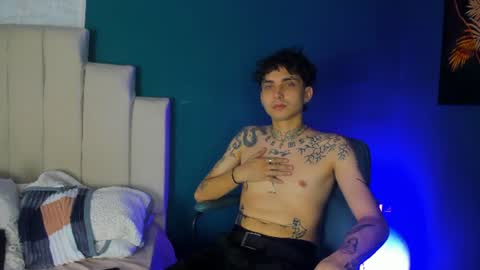 Snapshot of zacck_tattoo chatting on 07-22-26, 04:48 Zack online show from 07-22-26, 04:48
