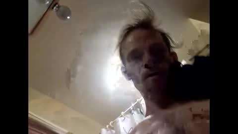 Snapshot of zach7275 chatting on 05-05-26, 07:00 zach7275 online show from 05-05-26, 07:00