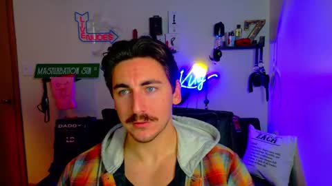 Zach Rhyder online show from 11-14-25, 06:39