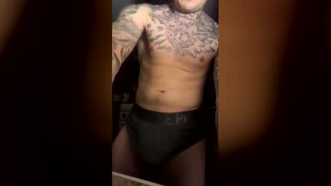 Snapshot of zachmurphbigboy chatting on 02-23-26, 04:10 zachmurphbigboy online show from 02-23-26, 04:10