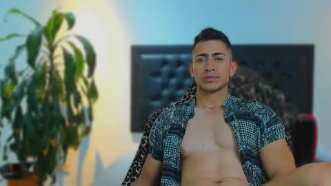 Snapshot of zachpri20 chatting on 10-09-25, 08:12 zachpri20 online show from 10-09-25, 08:12