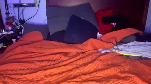 zachslime472 online show from 04-04-26, 09:07