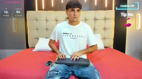 zack23__ online show from 06-14-26, 03:08