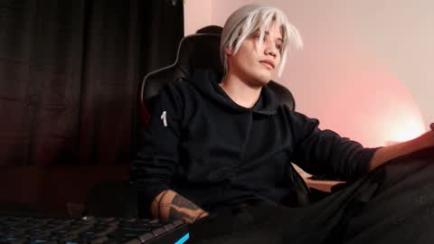 zack_morgan online show from 12-21-25, 03:57