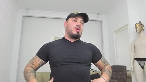 Snapshot of zackconnorsx chatting on 12-22-24, 08:58 Zack online show from 12-22-24, 08:58