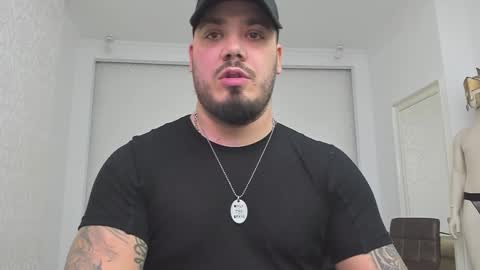 Snapshot of zackconnorsx chatting on 12-27-24, 09:43 Zack online show from 12-27-24, 09:43