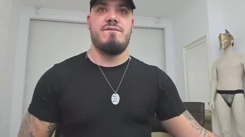 Snapshot of zackconnorsx chatting on 12-28-24, 12:47 Zack online show from 12-28-24, 12:47