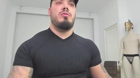 Snapshot of zackconnorsx chatting on 12-29-24, 11:18 Zack online show from 12-29-24, 11:18