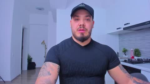 Snapshot of zackconnorsx chatting on 02-08-25, 11:13 Zack online show from 02-08-25, 11:13