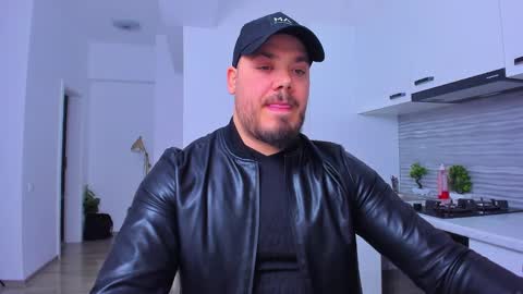 Snapshot of zackconnorsx chatting on 02-09-25, 02:17 Zack online show from 02-09-25, 02:17