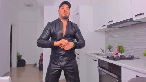 Snapshot of zackconnorsx chatting on 02-14-25, 11:20 Zack online show from 02-14-25, 11:20