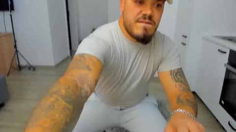 Snapshot of zackconnorsx chatting on 11-04-25, 07:13 Zack online show from 11-04-25, 07:13