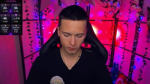 Zack online show from 09-15-25, 05:07