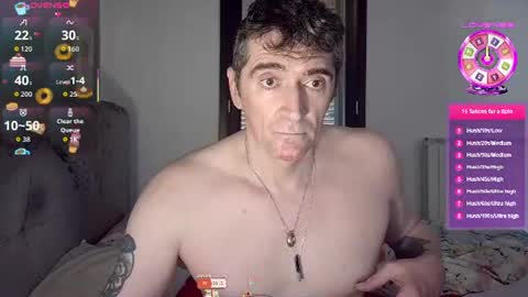 Snapshot of zackhot31 chatting on 06-10-26, 12:04 Ivan online show from 06-10-26, 12:04