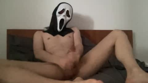 Snapshot of zackyyyyem chatting on 05-11-26, 02:45 Zack online show from 05-11-26, 02:45