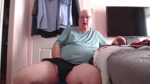 Zac Smitj online show from 09-16-25, 02:40