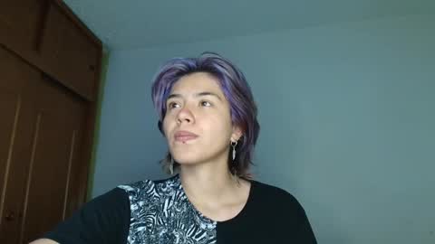 Snapshot of zafira_raven chatting on 10-26-25, 11:20 zafira_raven online show from 10-26-25, 11:20