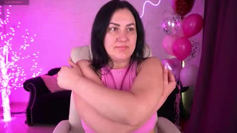 Zafiramoonn online show from 02-14-26, 04:09