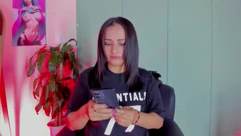 Zafiro Brown online show from 09-24-25, 11:57