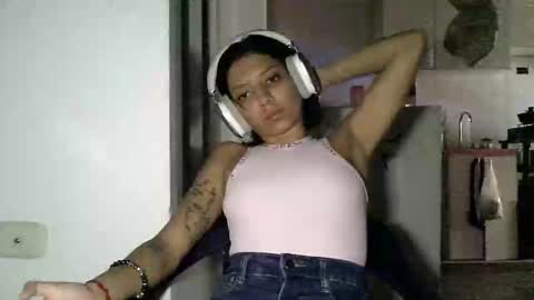 Zafiro online show from 05-22-26, 03:28