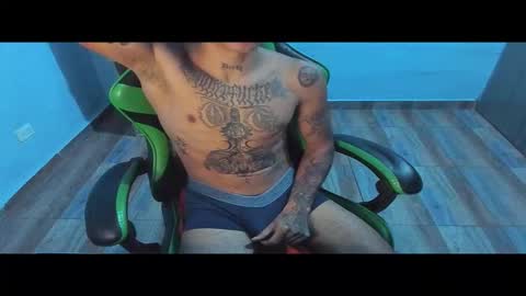 BiG Zafiro online show from 11-21-25, 04:49