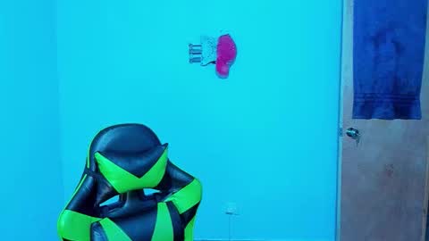 BiG Zafiro online show from 02-28-26, 09:10