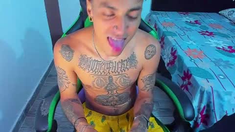 Snapshot of zafirocum chatting on 06-06-26, 11:59 BiG Zafiro online show from 06-06-26, 11:59