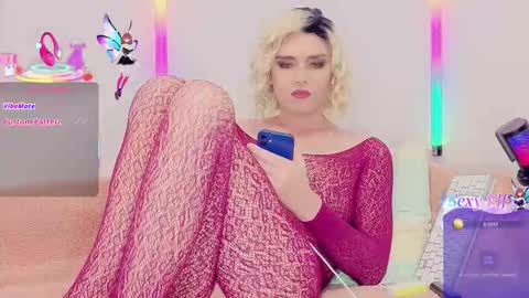 Snapshot of zagadka33333 chatting on 02-06-26, 05:34 Zagadka33333 online show from 02-06-26, 05:34