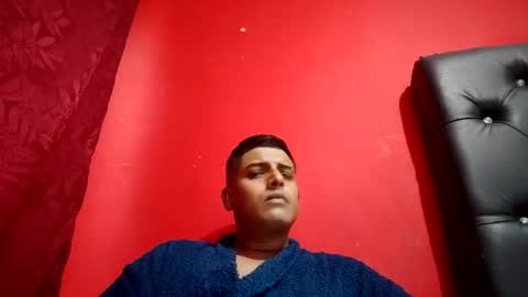 Snapshot of zagros07 chatting on 03-27-26, 11:04 zagros07 online show from 03-27-26, 11:04