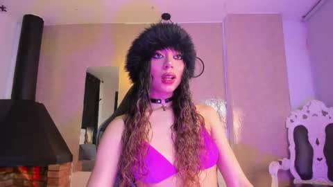 Snapshot of zahara___1 chatting on 06-08-26, 04:13 zahara___1 online show from 06-08-26, 04:13