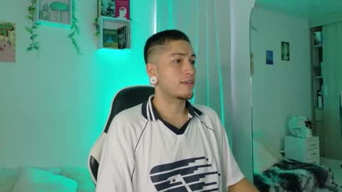 Snapshot of zahir_raw chatting on 05-31-26, 07:15 Zahir Raw online show from 05-31-26, 07:15