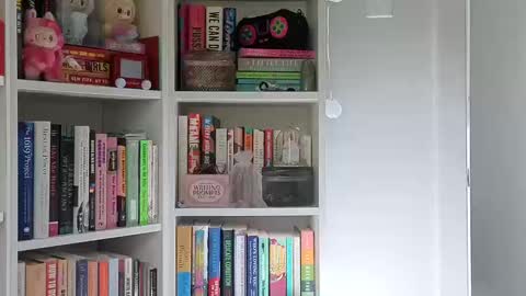 Snapshot of zahrabliss chatting on 10-11-25, 06:17 zahrabliss online show from 10-11-25, 06:17