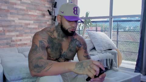 Snapshot of zain_diesel7 chatting on 01-13-25, 11:30 INSTAGRAM yormanfit7 online show from 01-13-25, 11:30