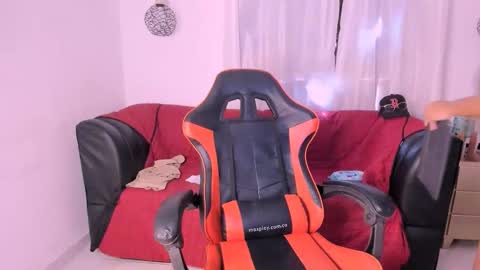 zaira_luxee online show from 10-19-25, 02:07