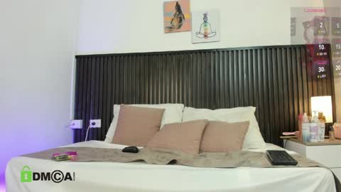 zaira online show from 04-11-26, 12:20