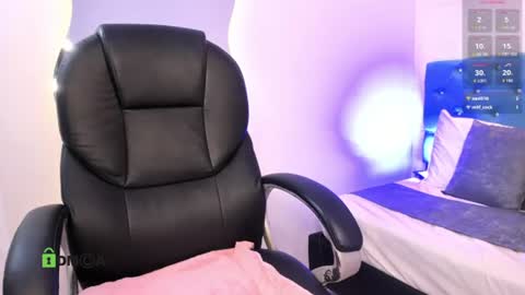 zaira online show from 06-25-26, 04:01