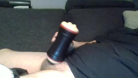 Snapshot of zakksten chatting on 11-22-25, 01:26 Zakk online show from 11-22-25, 01:26