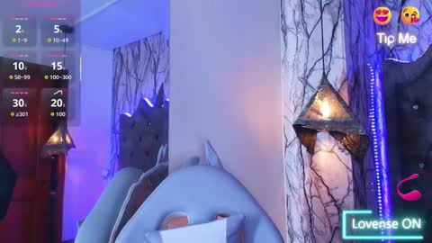   online show from 03-23-26, 07:07