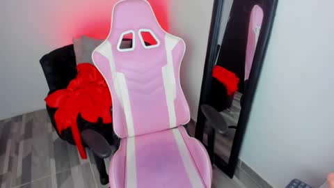 zamira_taylor online show from 03-10-25, 11:16