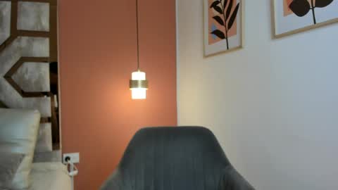 zamira_taylor online show from 05-17-26, 08:38